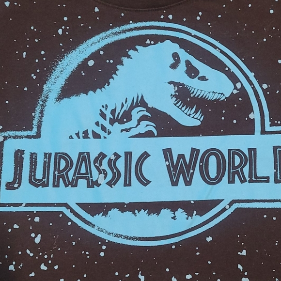 Jurassic World tee shirt - Picture 2 of 4